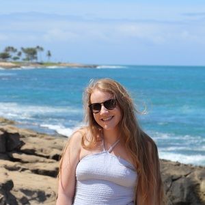 Meet your Posher, Michaela